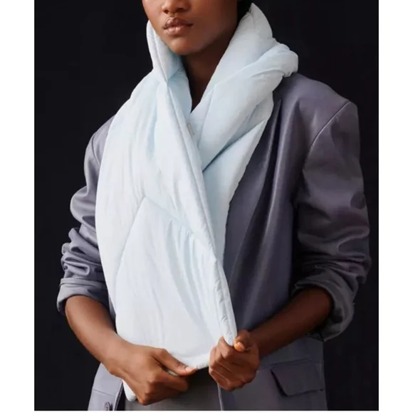 NWT ANTHROPOLOGIE Maeve Quilted Puffer Scarf, Powder Light Blue, 11.5 x 52” EUC - Picture 2 of 11